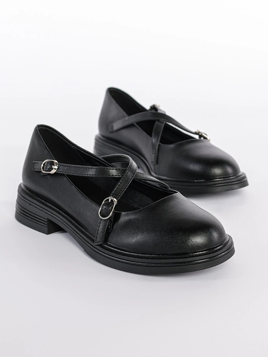 Туфли Мэри-Джейн черного цвета на низком каблуке